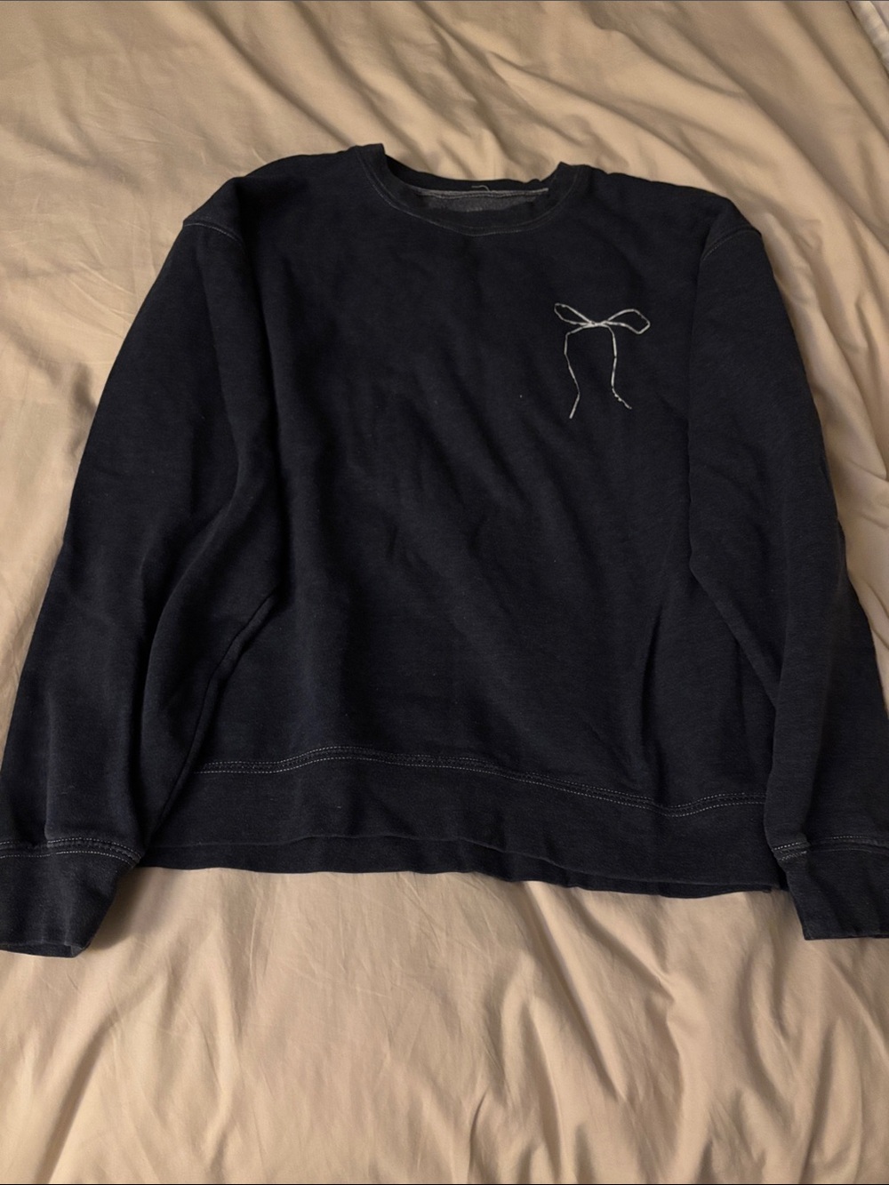 PacSun Black Crewneck Sweatshirt with Small Bow Stitch